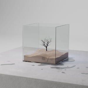 美女自己扒开内👙结男生看个够
